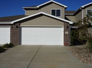 3548 Osullivan Rd, Lincoln, NE 68516