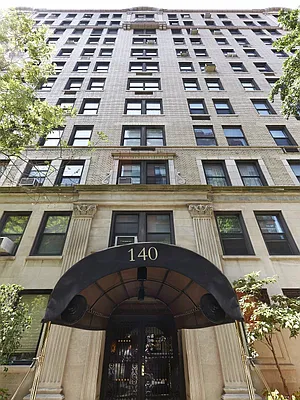 Sold by Sotheby's International Realty | media 10