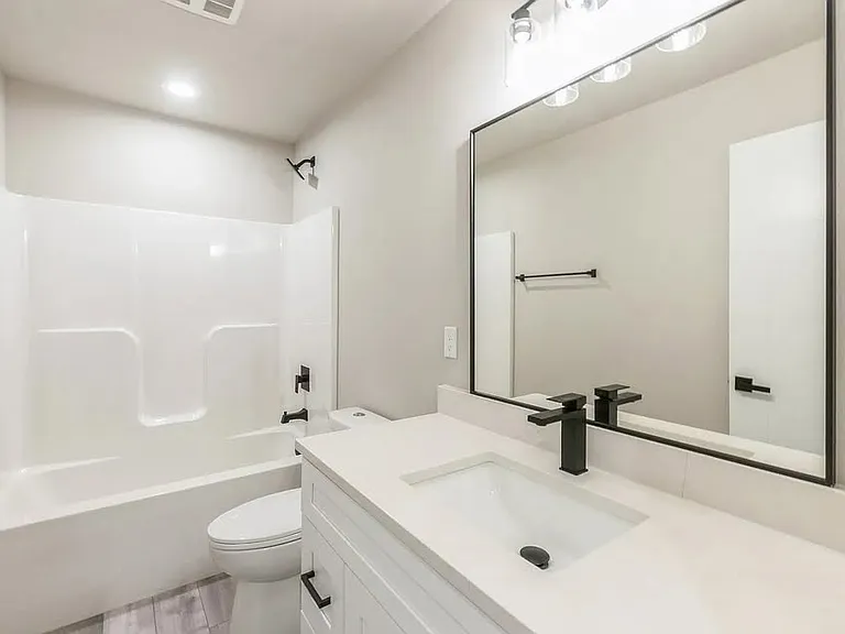 14407 Springbrook Trl #14407 — Photo 9