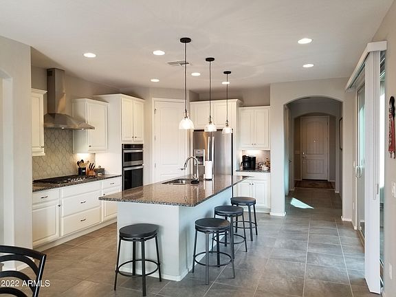 3rd image of 26625 W Matthew Dr