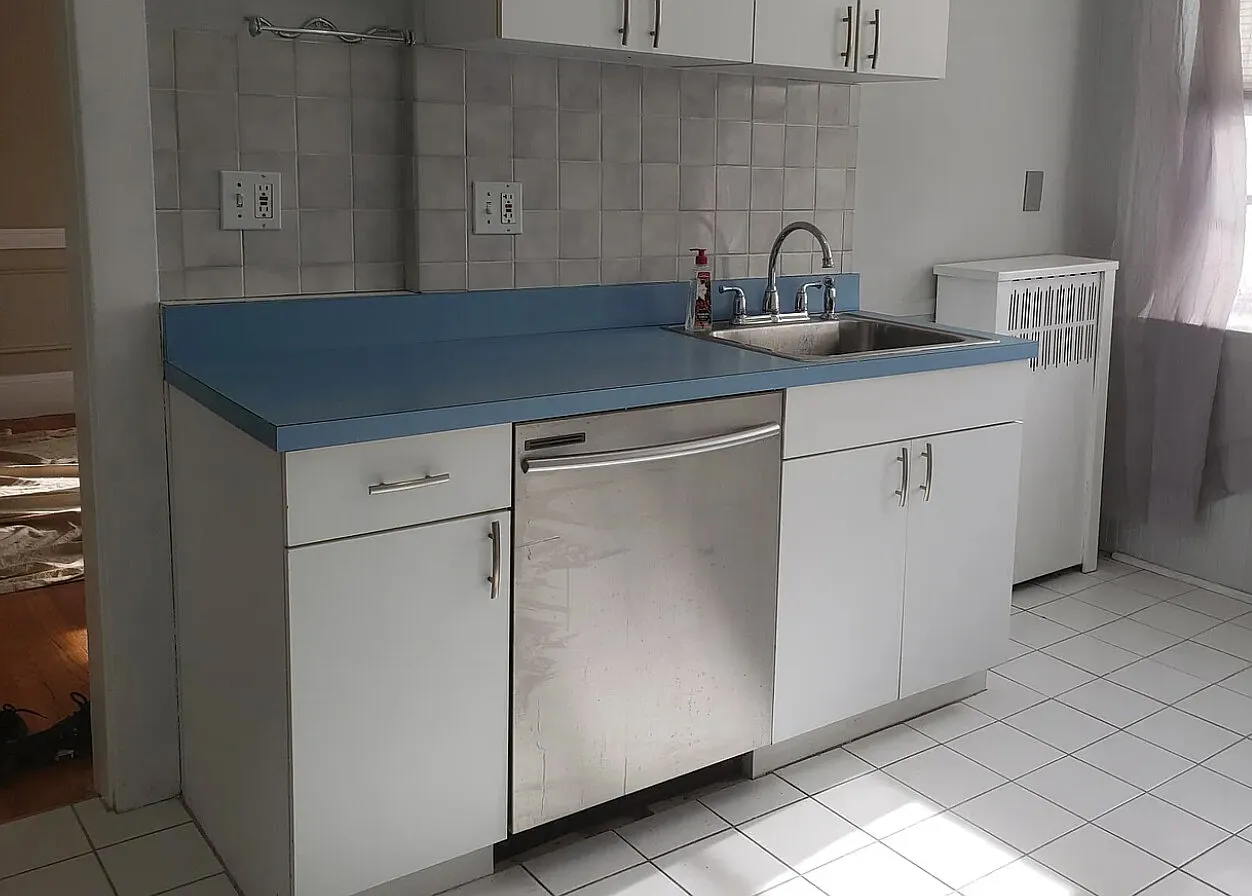 2 bed, 9999 sqft, $2,950 — Photo 2