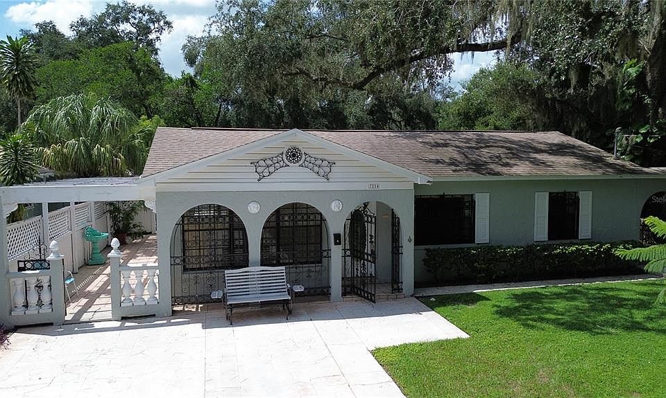 1st image of 7214 N HIGHLAND AVENUE
