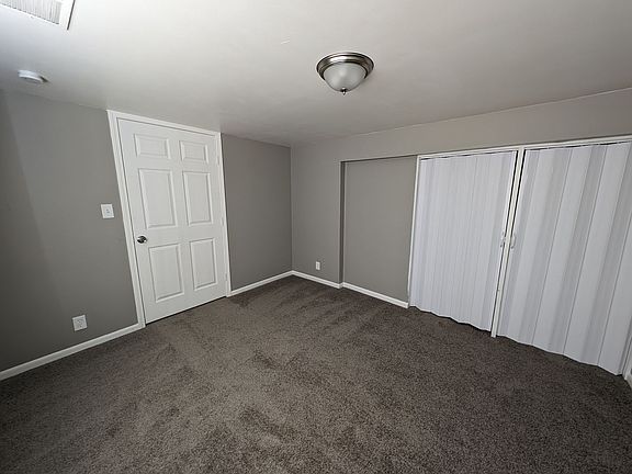 5th image of 500 W Southside Blvd