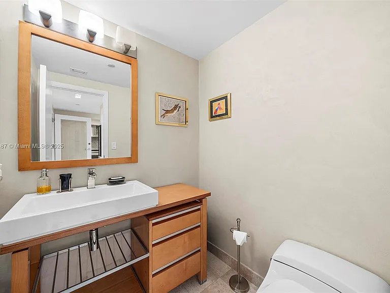 1455 Ocean Dr #1003 — Photo 33