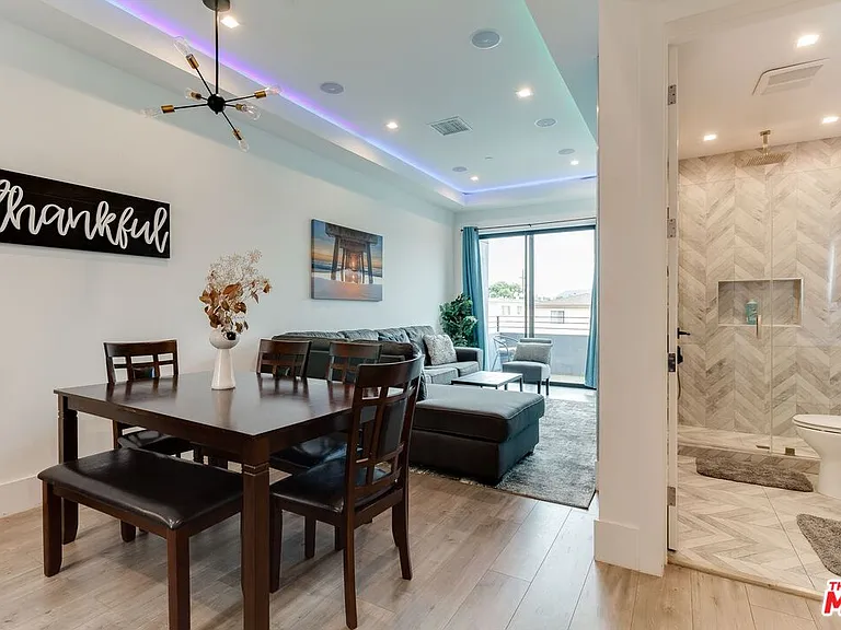 4826 W Pickford — Photo 17