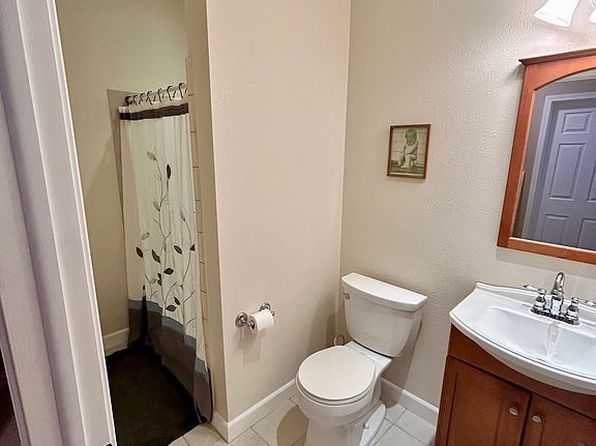 2603 Park Pl, Burlington, IA 52601