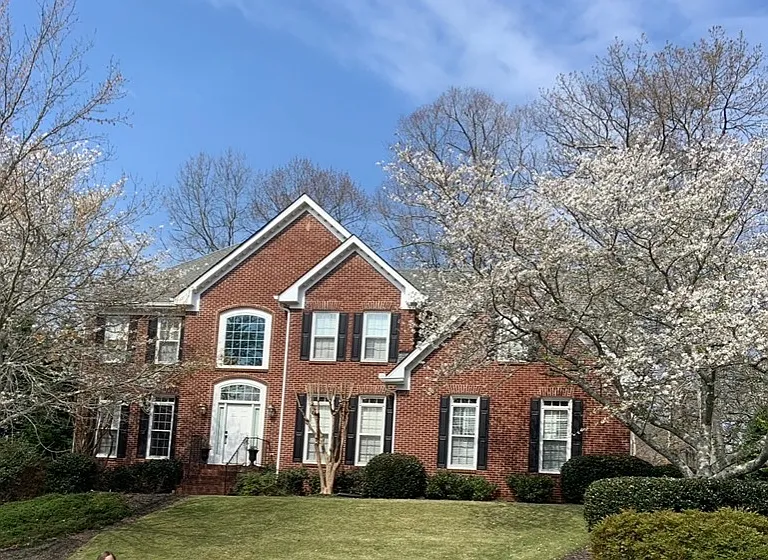 365 Fairleaf Ct — Photo 1