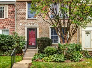 6 Orion Club Dr, Ashton, MD 20861