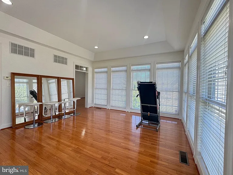 5117 Sante Fe Ct — Photo 9
