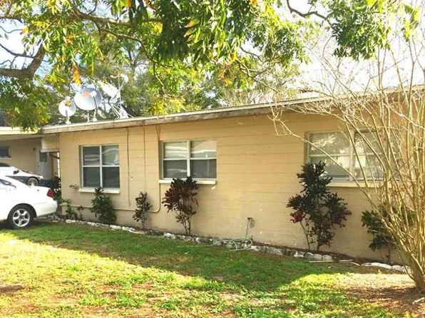 124 Edgewater Dr, Winter Haven, FL 33881