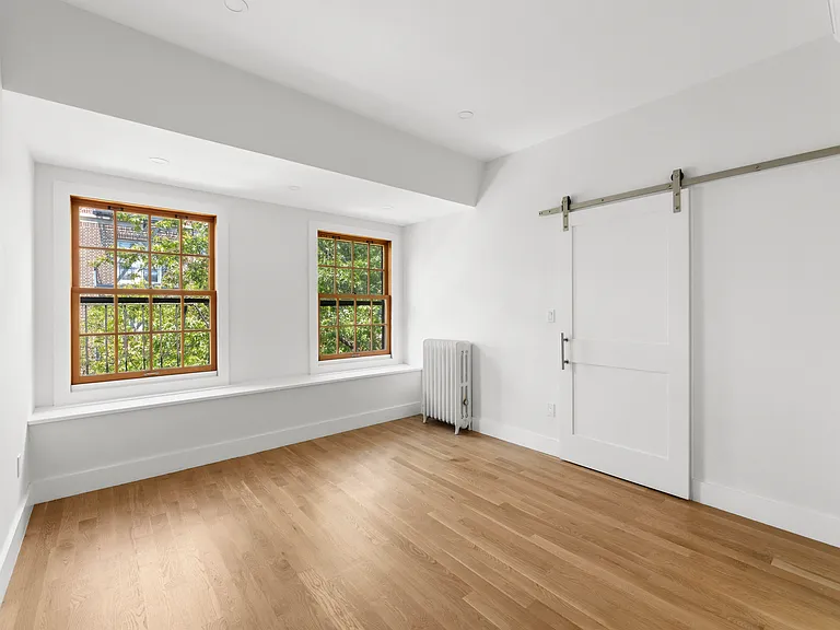 14 Schermerhorn St #7 — Photo 5