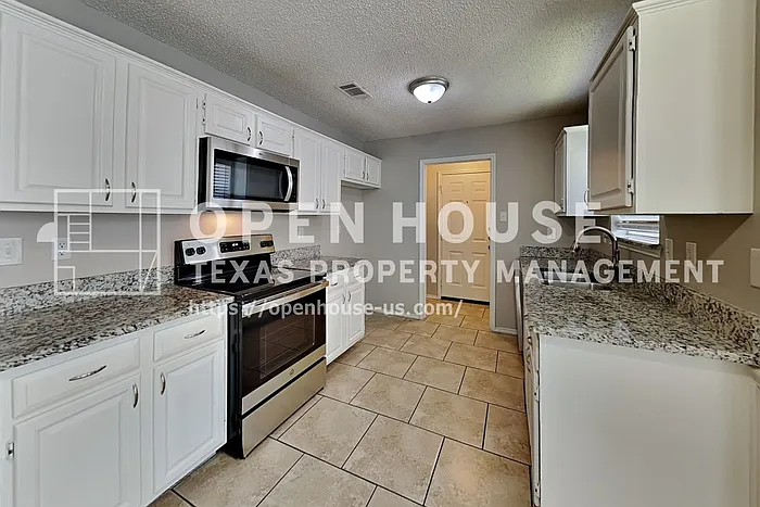 6921 Black Wing Dr — Photo 5