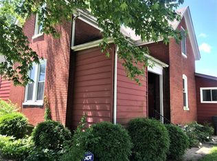 321 S 16th St, Belleville, IL 62220