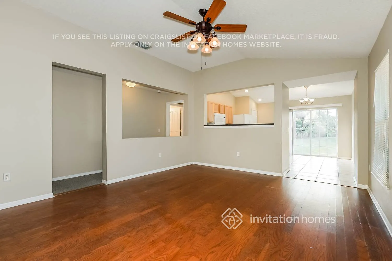 11916 Mango Groves Blvd Seffner, FL 33584 — Photo 4