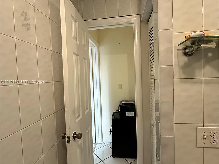 3542 W 75th Pl #A — Photo 4