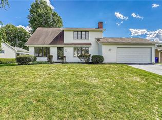 292 Pearson Ln, Rochester, NY 14612