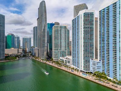 300 S Biscayne Boulevard #T-3604, Miami, FL, 33131