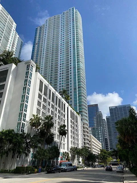 The Plaza 1500 - 1 — Photo 1