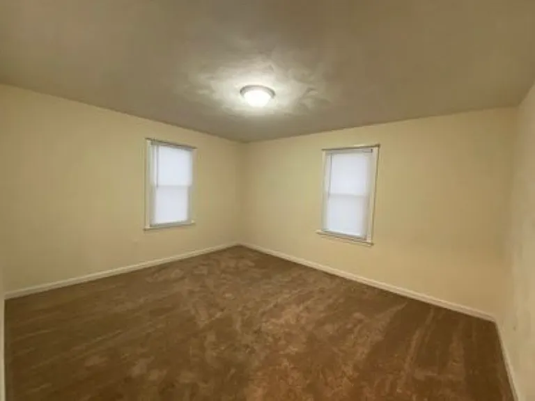 407 N Page Ave — Photo 18