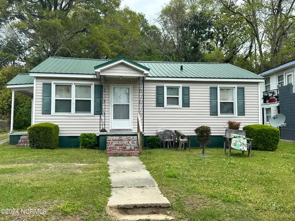 1602 Cedar Lane, Kinston, NC 28501