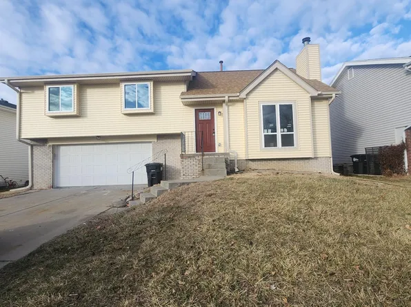 10904 Martin Ave #10904, Omaha, NE 68164