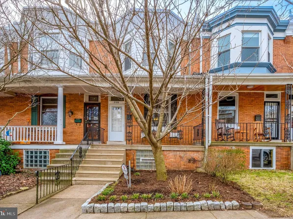 8106 Ardleigh St, Philadelphia, PA 19118