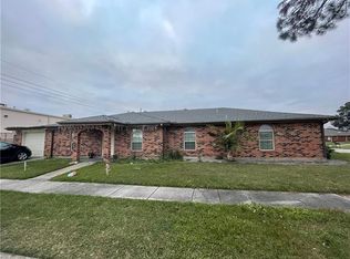3500 Kings Dr, Chalmette, LA 70043
