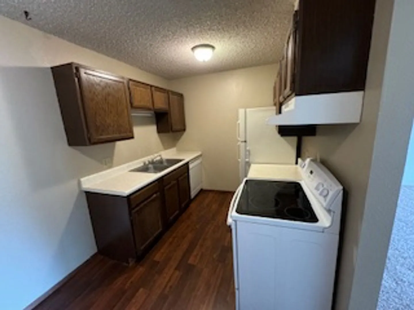 3621 Sager Ave — Photo 2