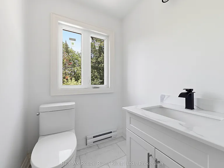 144 Macdonald Ave #A — Photo 7