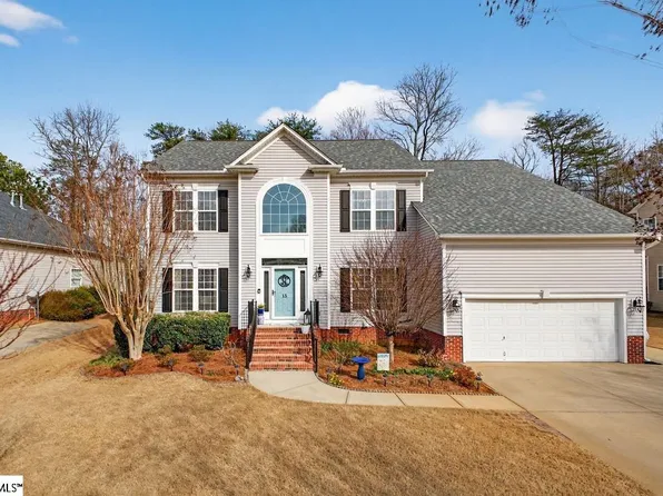 15 Meadow Rose Dr, Travelers Rest, SC 29690