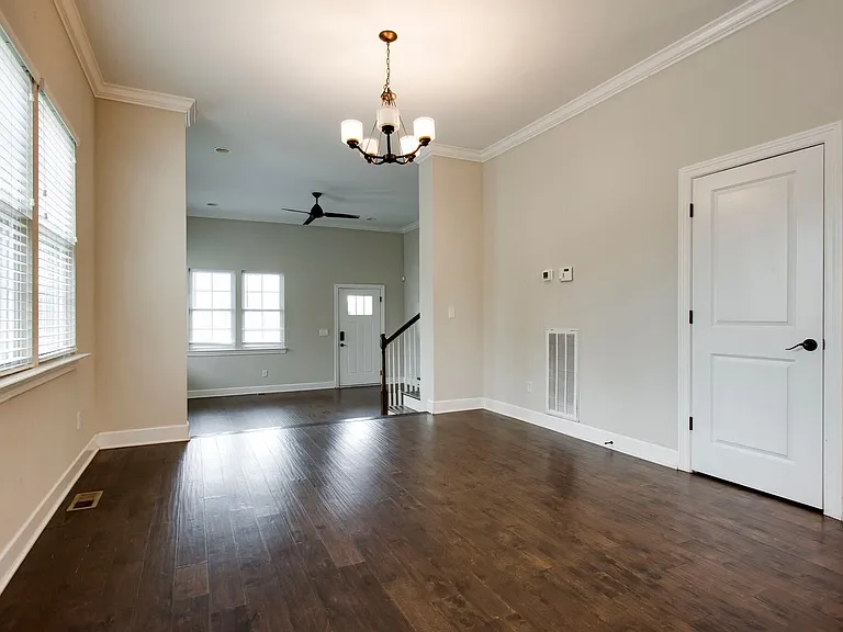 5218 Kentucky Ave — Photo 7