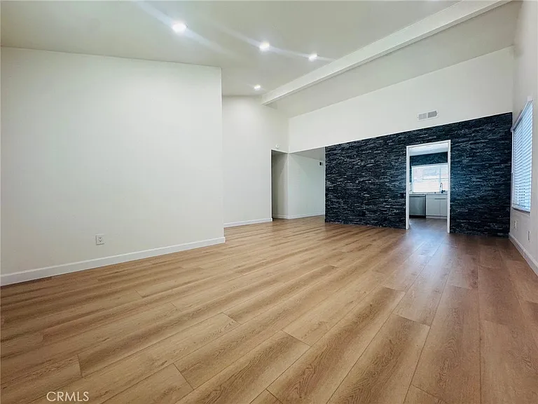 18316 Santana Ave — Photo 6