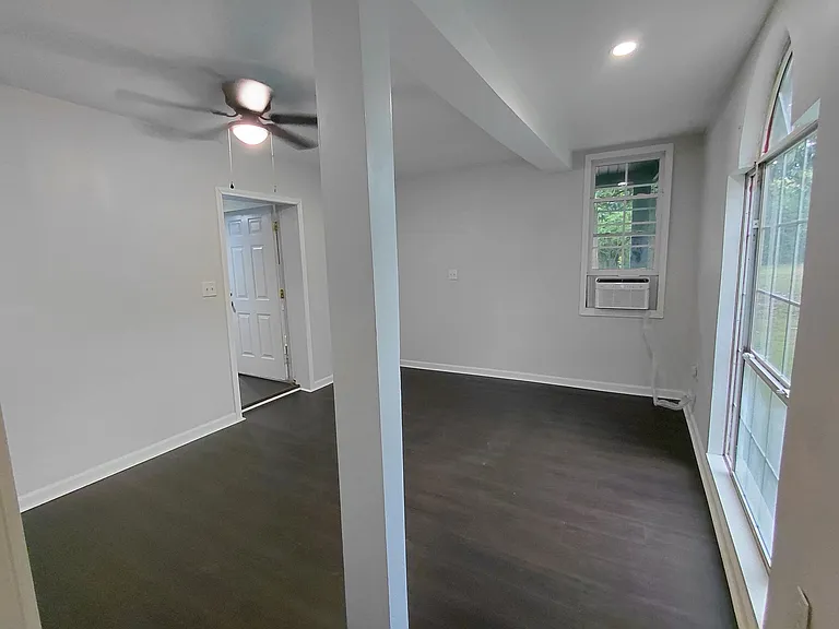 3849 Lyons St — Photo 25