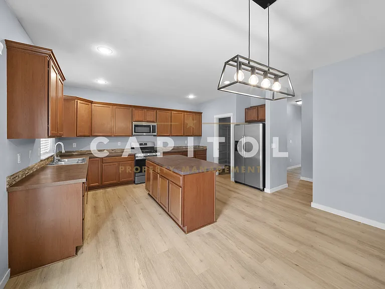 1215 206th St E — Photo 10