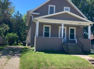 1143 Van Buren Ave #1, Oshkosh, WI 54902