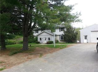 320-324 Old Post Rd, Marlboro, NY 12542