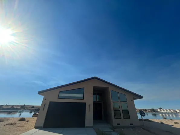 27026 Reef Ln, Helendale, CA 92342