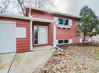 224 Gayle Ave, Dekalb, IL 60115