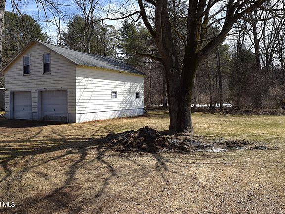 4th image of 473 N Creek Road