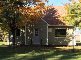 210 3rd St, Claremont, MN 55924