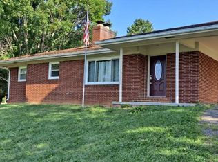 205 Ralph Barry Ln, Shady Valley, TN 37688