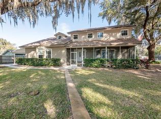 32009 Harris Rd, Tavares, FL 32778