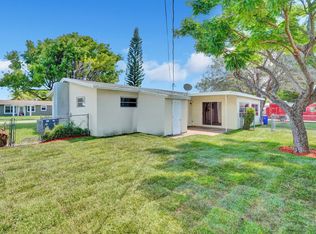 113 SE 14th St, Deerfield Beach, FL 33441