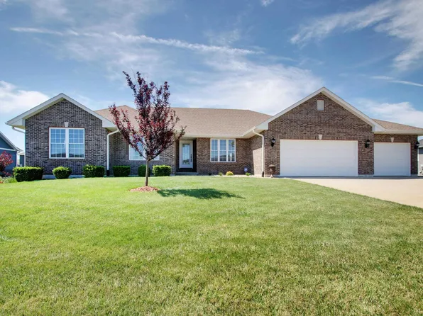 4634 Trinity Lakes Dr, Quincy, IL 62305