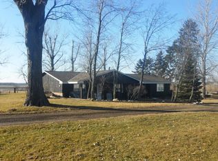 12068 Denny Rd, Garden Prairie, IL 61038