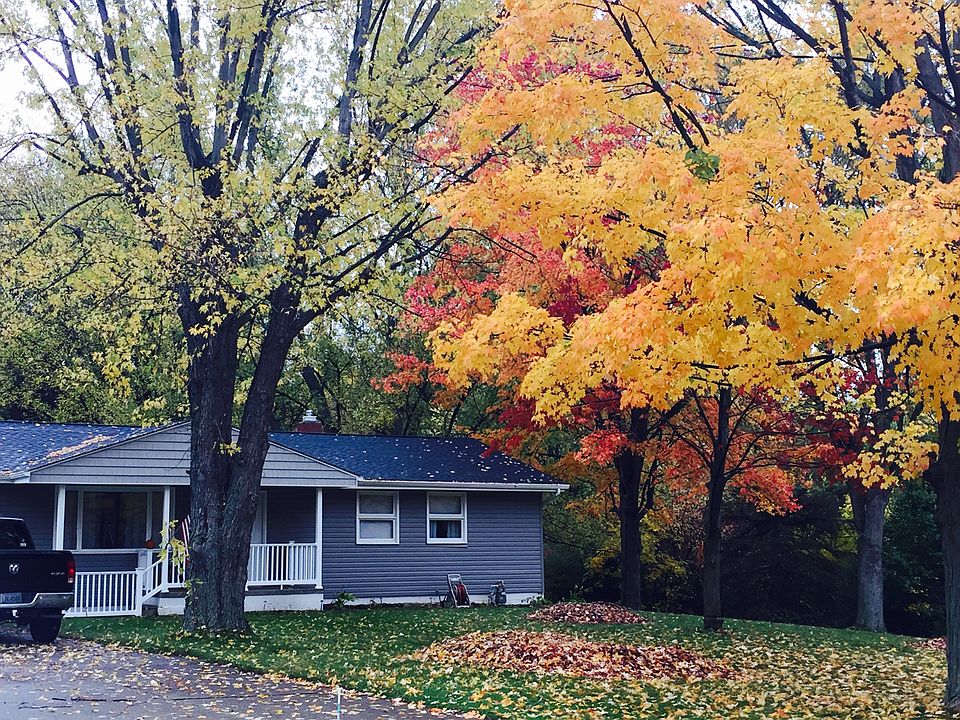 2nd image of 1885 Berna Rd