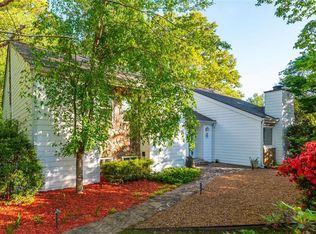 2955 Roxburgh Dr, Roswell, GA 30076