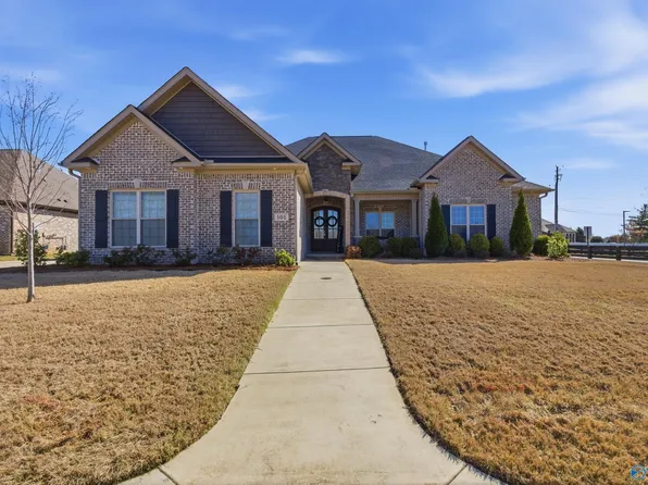 101 White Pine Dr, Madison, AL 35757