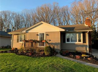 2011 King Dr, Hermitage, PA 16148