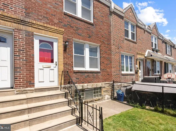 4413 Oakmont St, Philadelphia, PA 19136